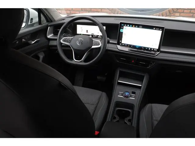 Volkswagen Tayron 1.5 eHybrid R-Line Trekhaak, SOH 99%, Achteruitrijcamera