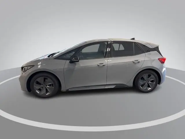 CUPRA Born Impulse 62 kWh 204pk · Camera · Keyless · Apple/Android Car Play · ACC · Stuurwielverwarm...