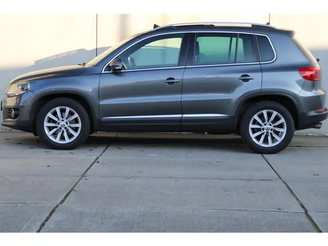 Volkswagen Tiguan 1.4 TSI Sport&Style / LEDER / PANO DAK / CAMERA
