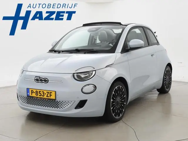 Fiat 500e 42 kWh Aut. *SOH 97%* *CELESTIAL BLUE* + STOELVERW. | CAMERA | 17 INCH | APPLE CARPLAY