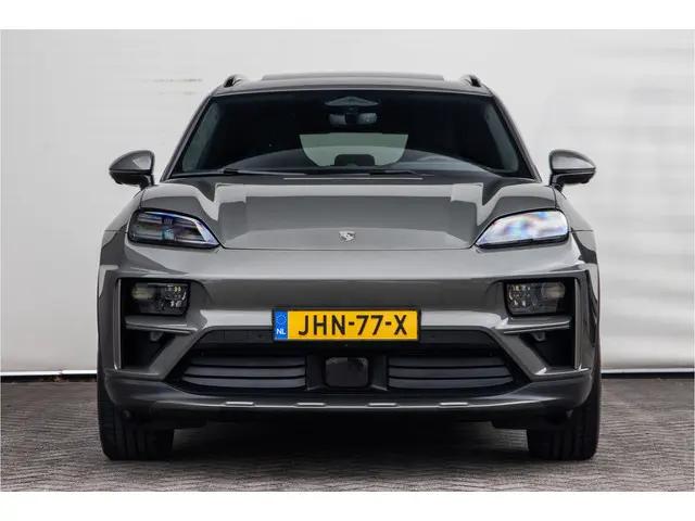 Porsche Macan Turbo Off-Road Design, Massage, Pano, Luchtvering VOL
