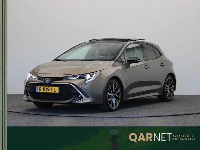 Toyota Corolla 2.0 Hybrid Executive | head-up display | JBL audio | leder | schuif-kanteldak | stoel...