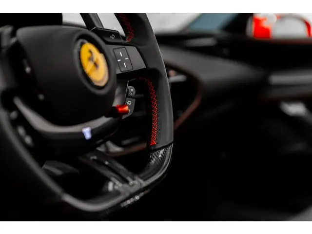 Ferrari SF90 Spider