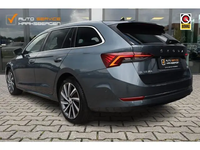 ŠKODA Octavia Combi 1.4 TSI iV PHEV Business Edition | ACC | Camera | 18 Inch |