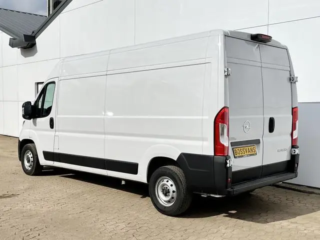 Opel Movano