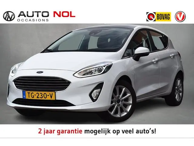 Ford Fiesta 1.0 EcoBoost Titanium | Pano | Apple CarPlay | Sportstoelen | Climate