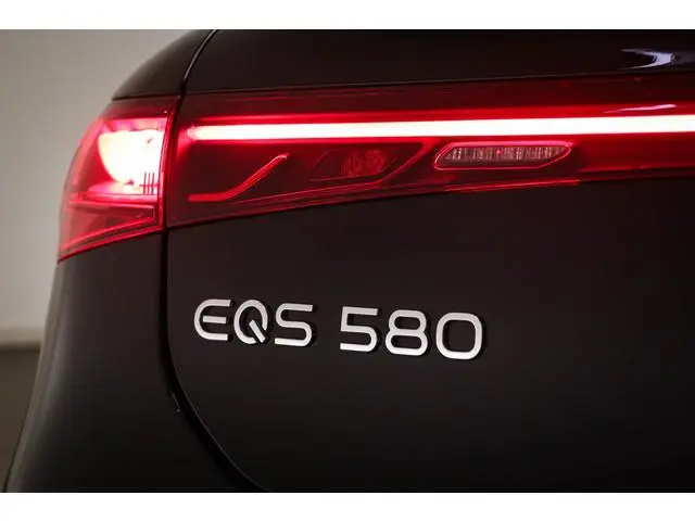 Mercedes-Benz EQS