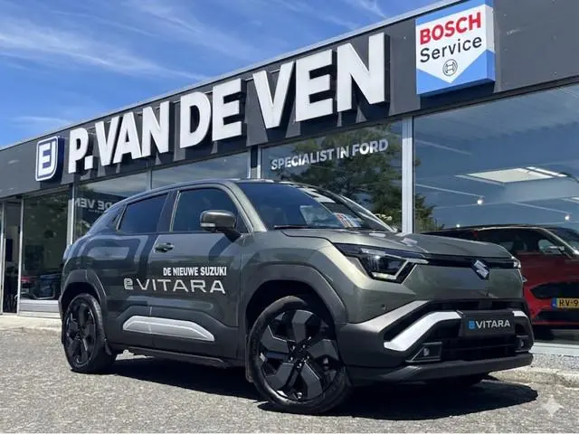 Suzuki e VITARA Style 61 kWh | Meerdere kleuren beschikbaar | €2.000,- voordeel | 360-Camera | INFIN...