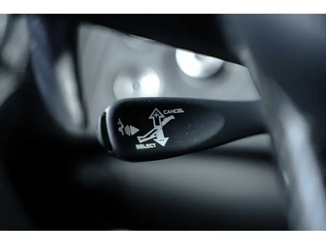 McLaren GT