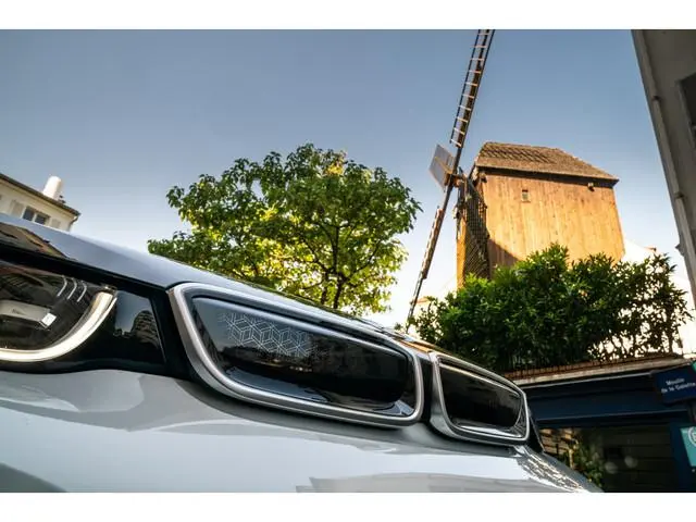 BMW i3