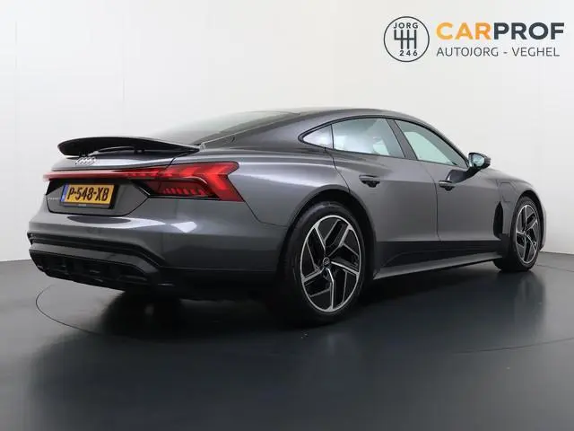 Audi e-tron GT