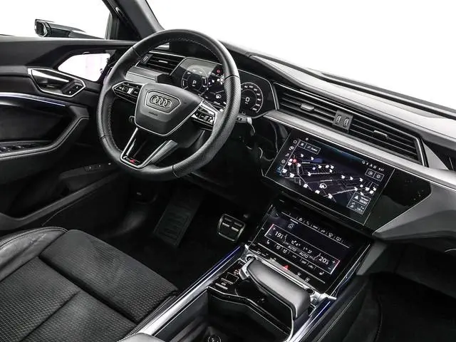 Audi Q8 e-tron