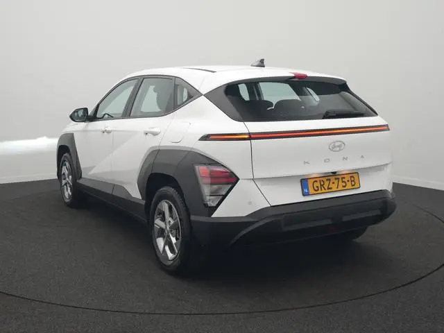 Hyundai Kona 1.6 GDI HEV Comfort - RIJKLAARPRIJS - All Seasonbanden - Achteruitrijcamera - Adaptive...