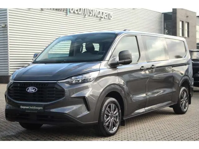 Ford Transit Custom 320 2.0TDCI 136pk L2H1 Trend DC | L+R Zijdeur | Keyless | Carplay/Android | Lease 717,- p/m