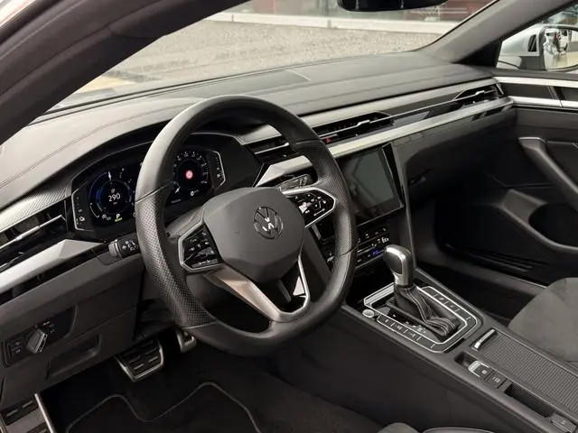 Volkswagen Arteon Shooting Brake 1.4 TSI eHybrid R-Line Business+ | ACC | SOH 92,5% | Stoel/Stuurver...