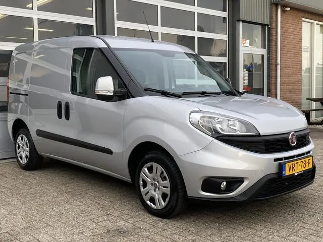 Fiat Doblò Cargo 1.3 MJ L1H1 SX 90pk Btw en Bpm vrij Airco Cruise controle Navigatie Tussenschot Par...