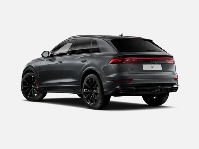 Audi Q8 60 TFSI e quattro Competition Plus 490 PK · B&O Premium 3D · Vierwielbesturing · Assist park...