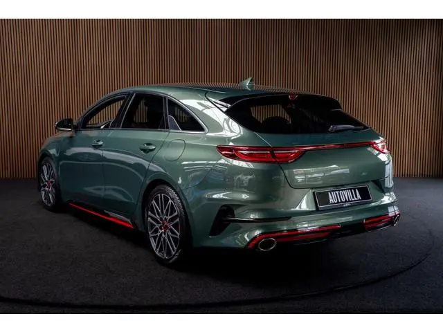 Kia ProCeed 1.6 T-GDi GT 204pk Leer Camera Memory seats Navi PDC ACC Stuur- & stoelverwarming (voor...