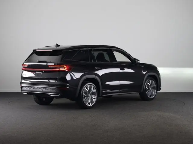 Skoda Kodiaq 1.5 TSI PHEV 204pk Sportline Business 204pk | Panoramadak | Verlengde garantie | Trekha...