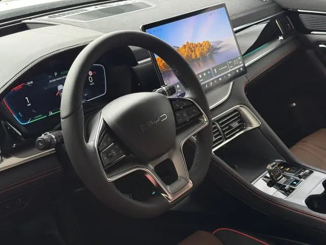 BYD SEAL U