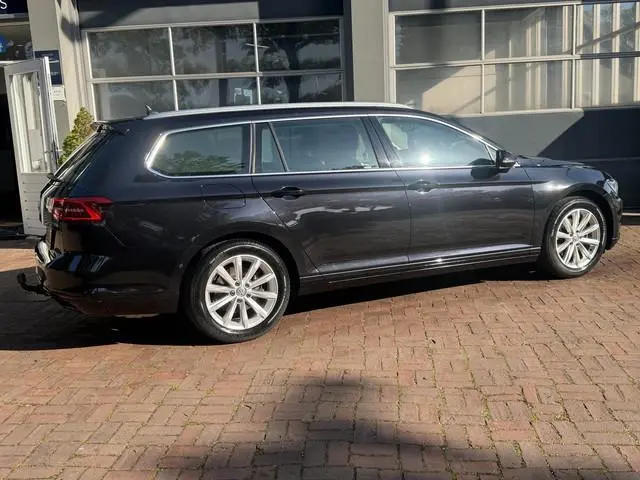Volkswagen Passat Variant 1.4 TSI ACT Comfortline Business Stoelverw. | Trekhaak |  12-2017 166.034...