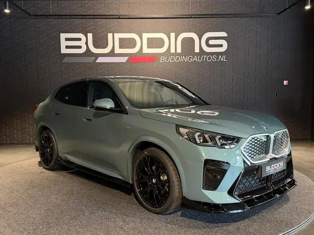 BMW iX2