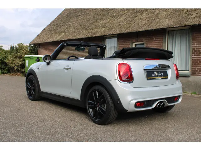 MINI Cooper S Cabrio