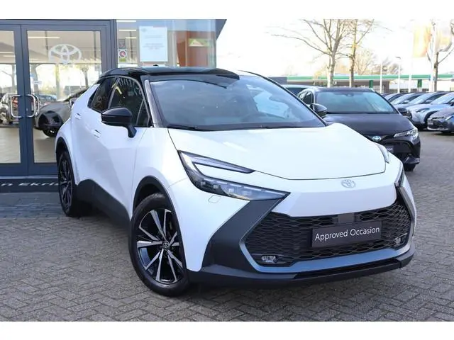Toyota C-HR 1.8 Hybrid 140 First Edition Limited , Stoel-, Voorruit- & Stuurverwarming