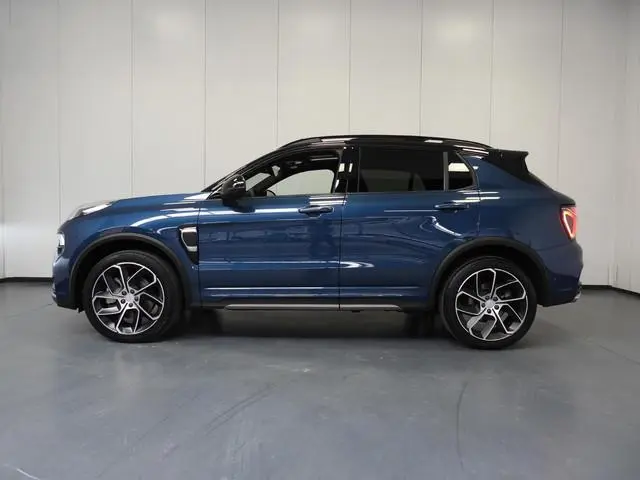 Lynk & Co 01 1.5 PHEV Plug-In ZWARTE HEMEL/360CAM/SCHUIFDAK/LED/20"LMV!