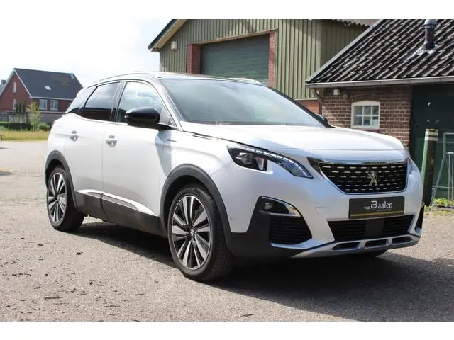 Peugeot 3008 1.6 HYbrid4 300 GT Avantage SOh 94,8% PHEV PANO TH LED 62000KM!!