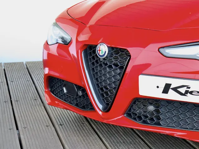 Alfa Romeo Giulia 2.0T Sprint | Veloce Interieur | Schakelflippers | Adaptive Cruise Control | Stoel...
