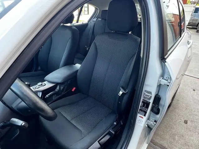 BMW 1-serie 118i M Sport Turbo 136 PK 5 Deurs | Airco | Navigatie | 17" M-Sport Velg | Park Sensors...