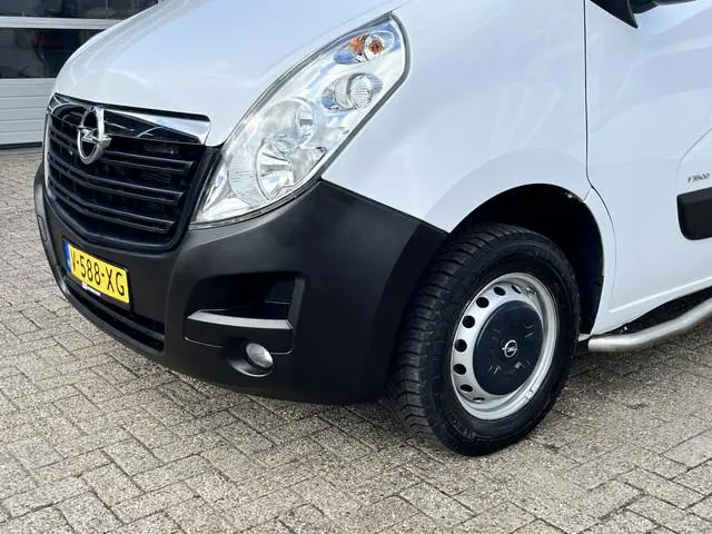 Opel Movano
