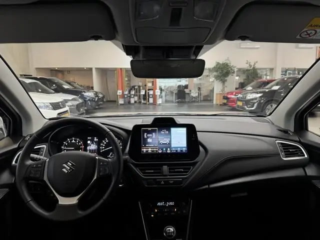 Suzuki S-Cross
