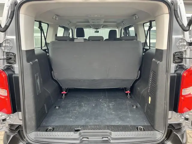 Peugeot Traveller