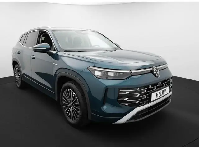 Volkswagen Tayron 1.5 TSI eHybrid 204PK DSG HYBRID ELEGANCE 360°CAMERA/TREKHAAK/IQ.LIGHT/KEYLESS