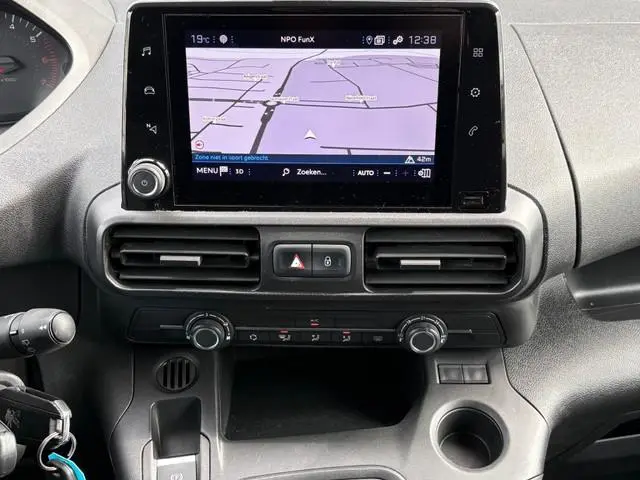 Peugeot Partner Premium 1.5 BlueHDI 100PK / Cruise / Carplay / Airco / Navi / DAB / Touch
