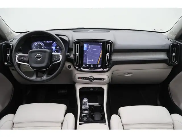 Volvo XC40 1.5 T5 Twin Engine Inscription Leer, Panoramadak, ACC, Camera, Apple Carplay, Elektrische...