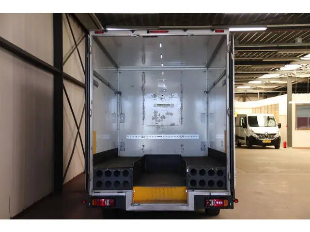 Renault Master 2.3 dCi 170PK AUTOMAAT LOWLINER VERKOOPWAGEN