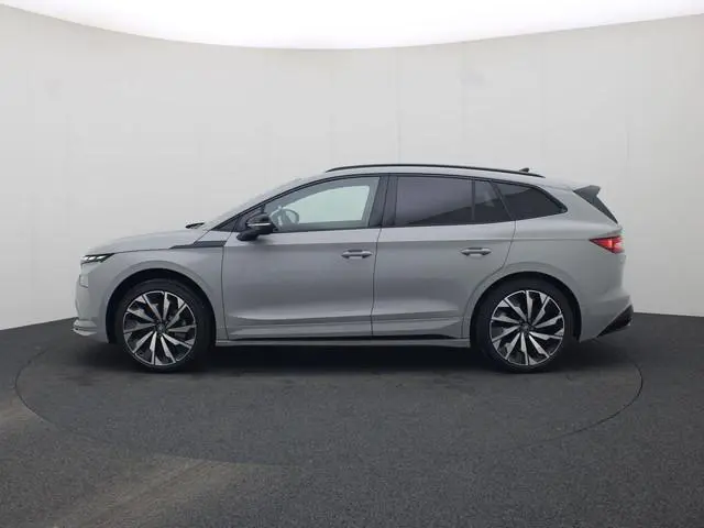 Škoda Enyaq 85 Sportline | Trekhaak | Upgrade pakket Advanced | Panoramadak | 3000,- inruilpremie
