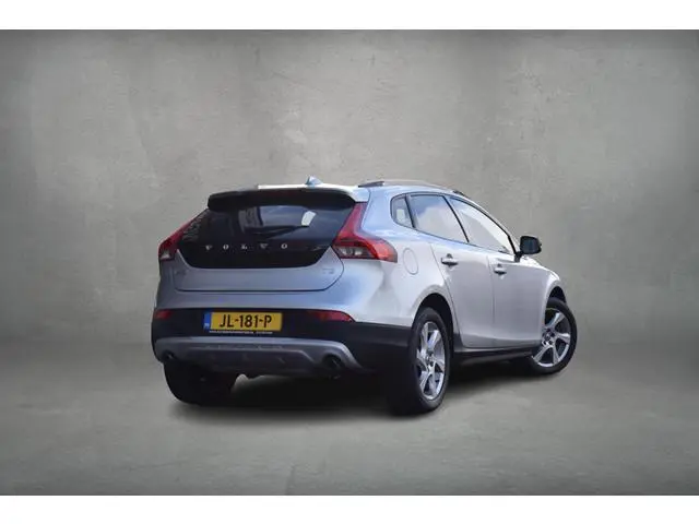 Volvo V40 Cross Country 1.5 T3 Momentum | Automaat | Leer | Stoelverwarming | Cruise