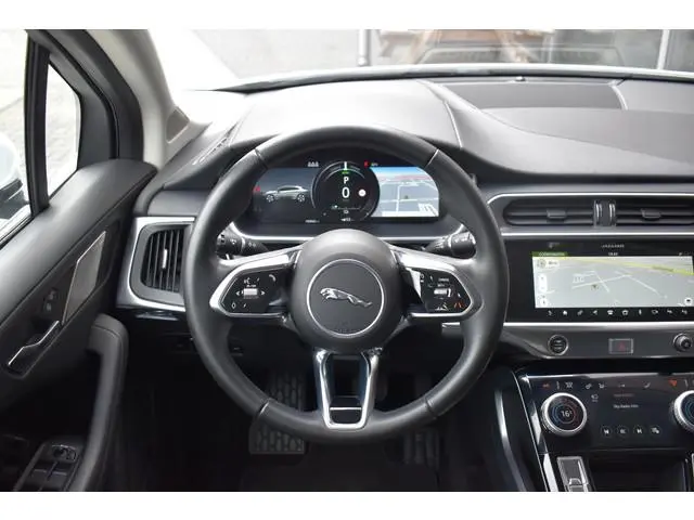 Jaguar I-PACE
