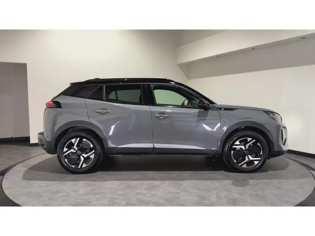 Peugeot e-2008 EV GT 50 kWh | ACC met stop&go | Panorama schuif/kanteldak | Keyless | LED lampen