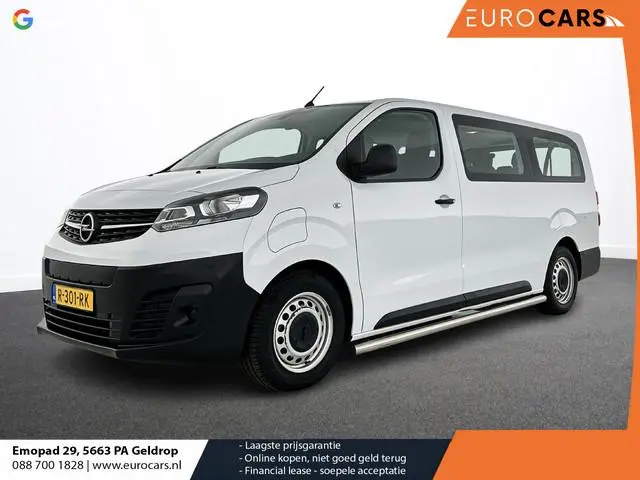 Opel Vivaro-e Combi L3H1 75 kWh Opel Vivaro-e Combi 75-kWh L3H1 9-persoons PERSONENBUS Airco Navi PD...