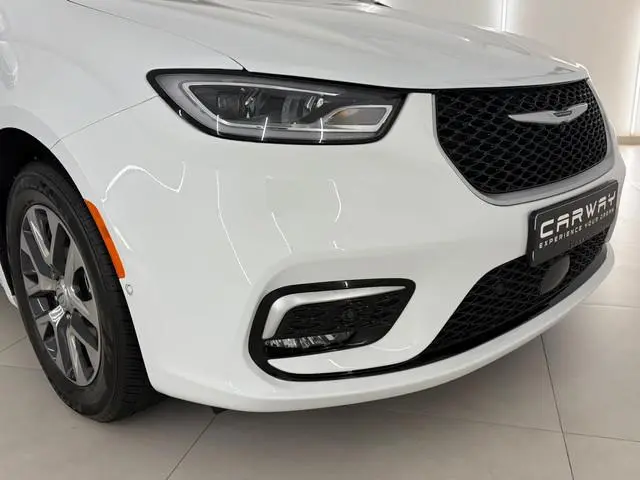 Chrysler Pacifica