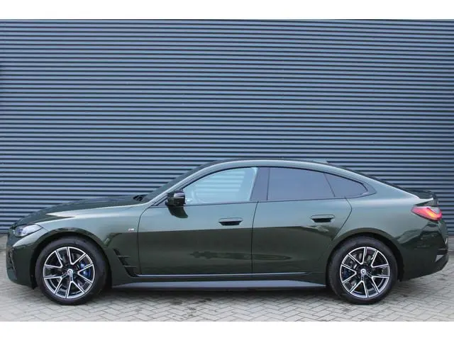 BMW i4 M50 M-Sport 84 kWh 544PK Laser Leer 360-Camera Adaptive-Cruise Head-Up