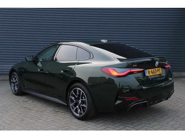 BMW i4 M50 M-Sport 84 kWh 544PK Laser Leer 360-Camera Adaptive-Cruise Head-Up