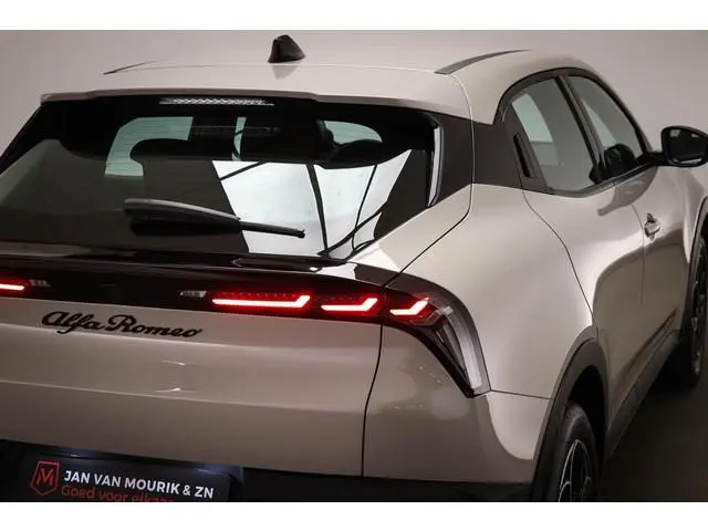 Alfa Romeo Junior