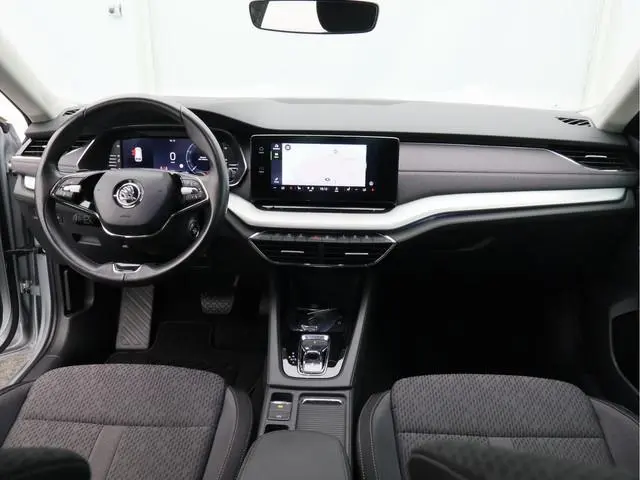 ŠKODA Octavia Combi 1.5 e-TSI Business Edition Plus/ afneembare trekhaak!