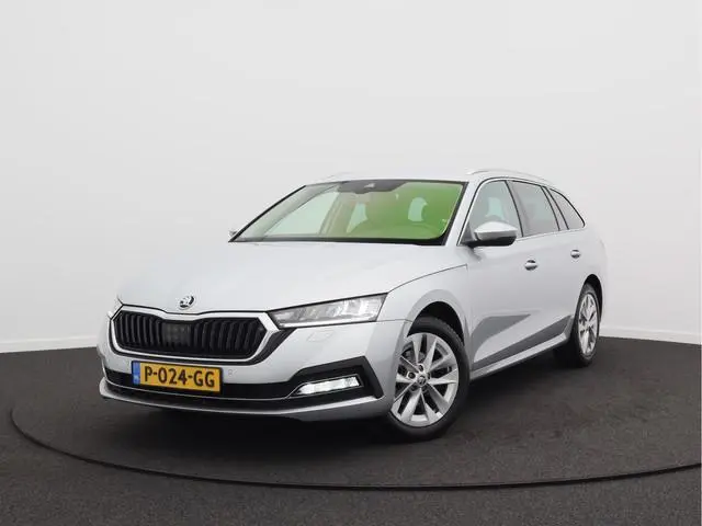 ŠKODA Octavia Combi 1.5 e-TSI Business Edition Plus/ afneembare trekhaak!